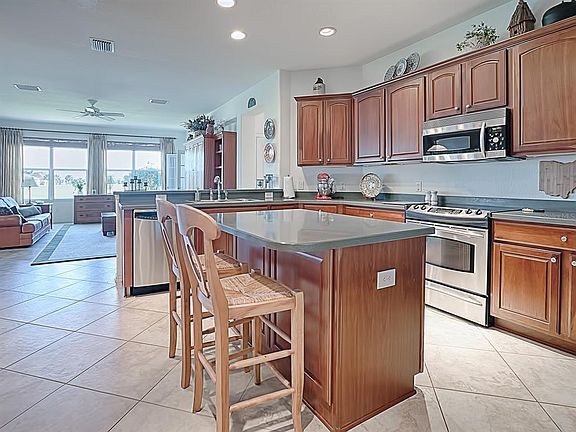 4th image of 13125 SE 86th Cir
