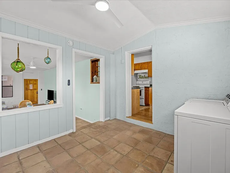 Laundry Room Cabinet