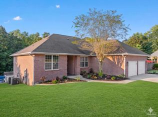 800 Shadow Ridge Dr, Pensacola, FL 32514