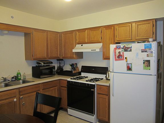 5th image of 1534 N River West Ct APT 1B