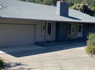 496 Oak Brook Court, Santa Rosa, CA 95409