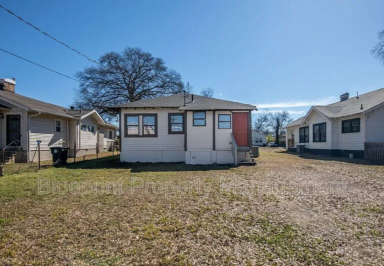 644 Alabama Ave SW — Photo 17