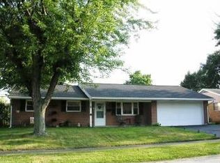 9 Greencliff Dr, Englewood, OH 45322