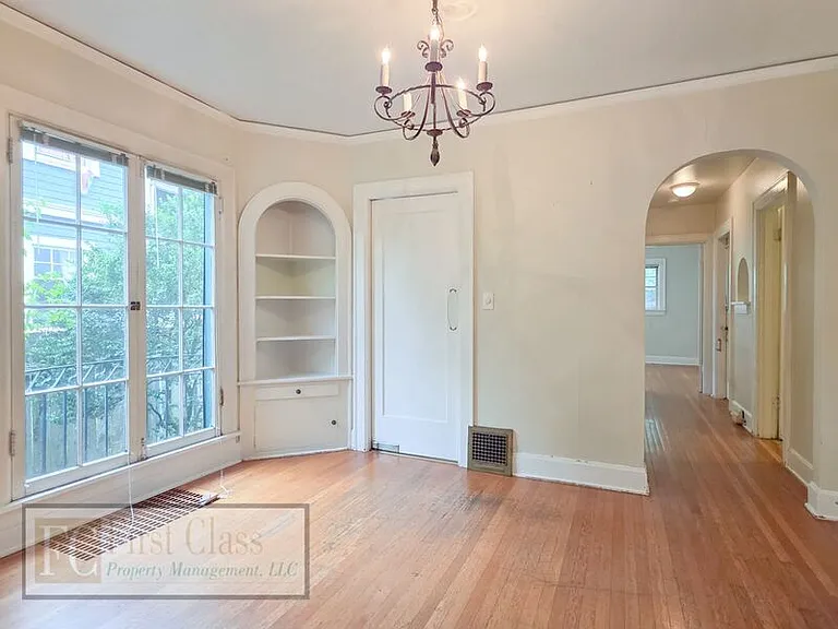 2321 NE Weidler St #1 — Photo 8