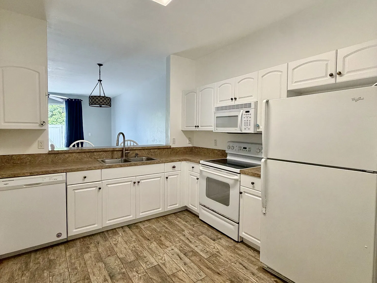 3638 Pine Oak Circle - 105 — Photo 4