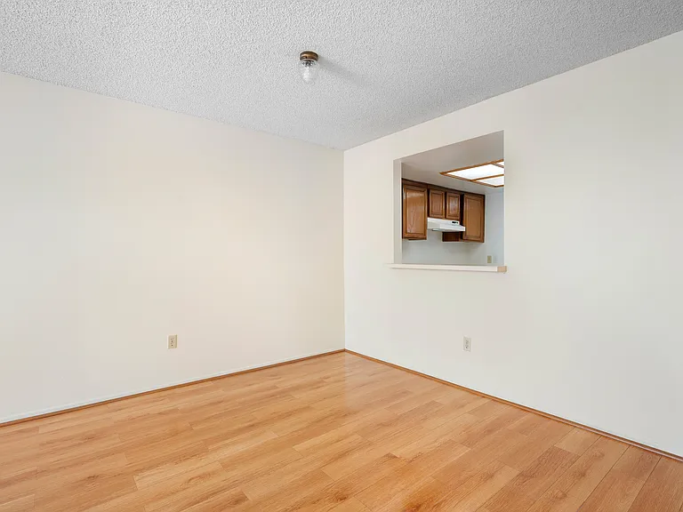1004 E Garfield Ave #3 — Photo 7