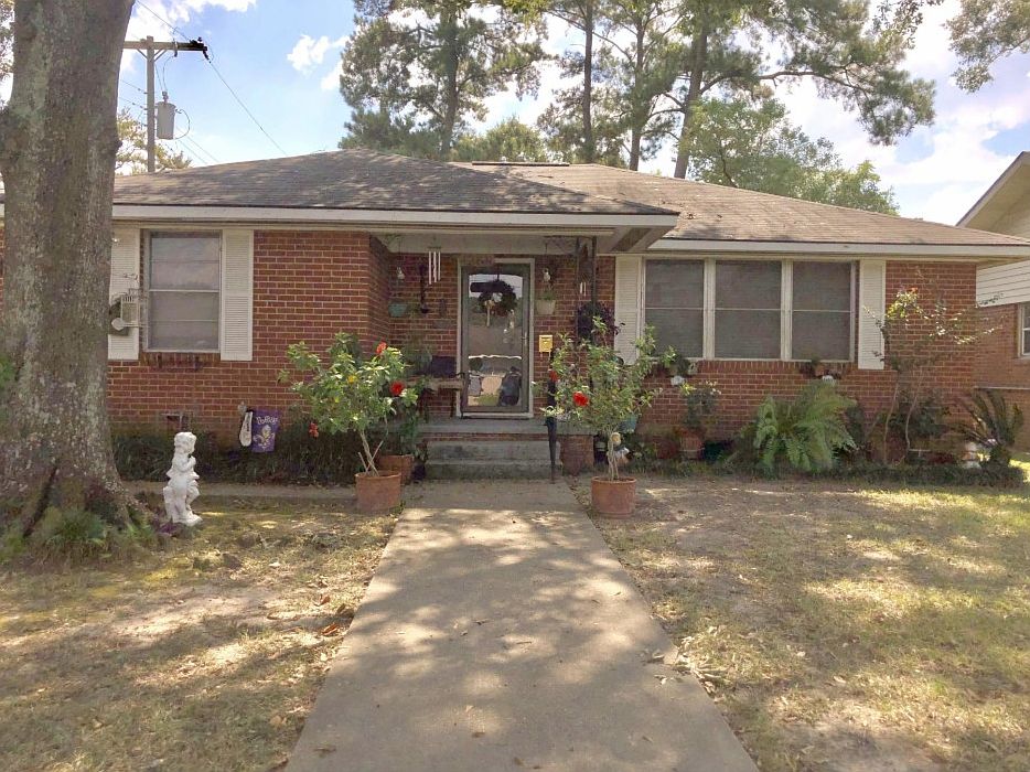 1st image of 4268 Saint Gerard Ave