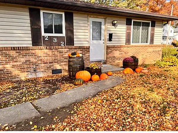 232 E Barnes St, Napoleon, OH 43545