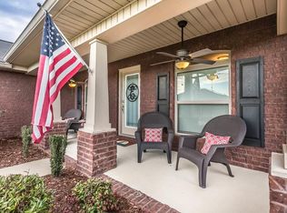 1614 Twin Pines Cir, Cantonment, FL 32533