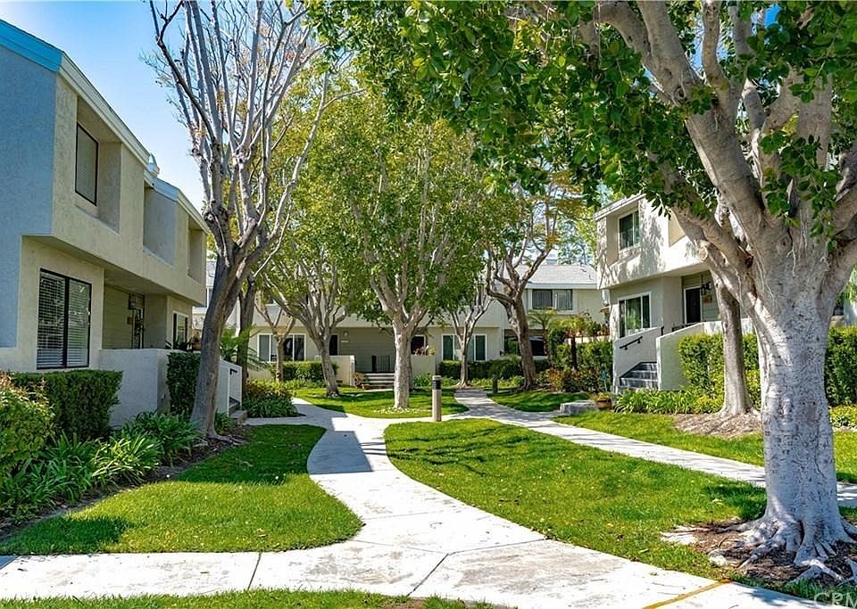 1st image of 26314 W Grove Cir #71