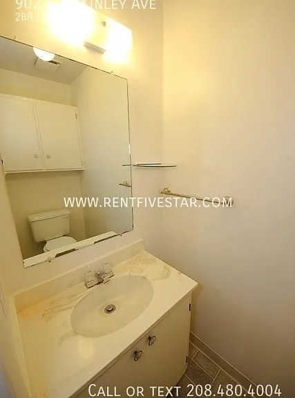 902F McKinley Ave — Photo 8