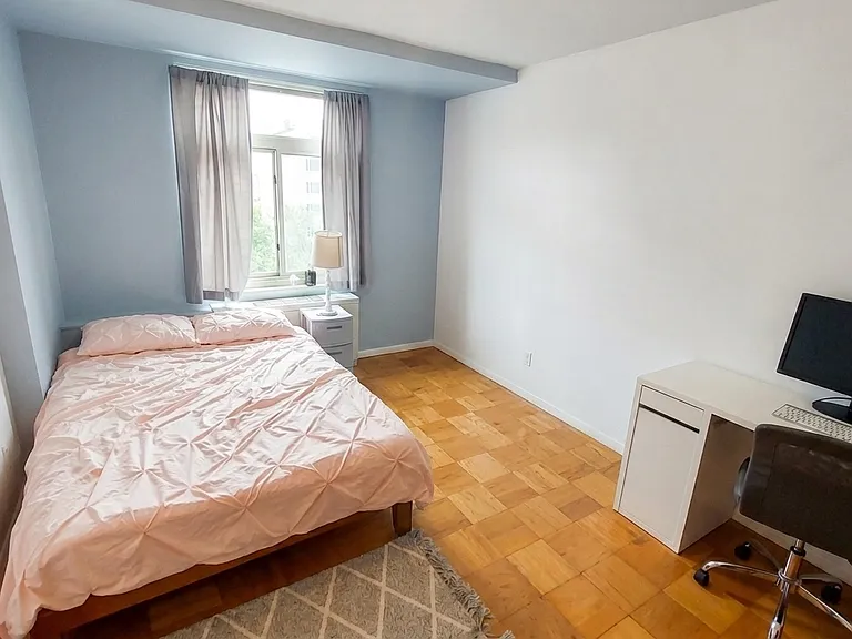 2401 H St NW #702 — Photo 9