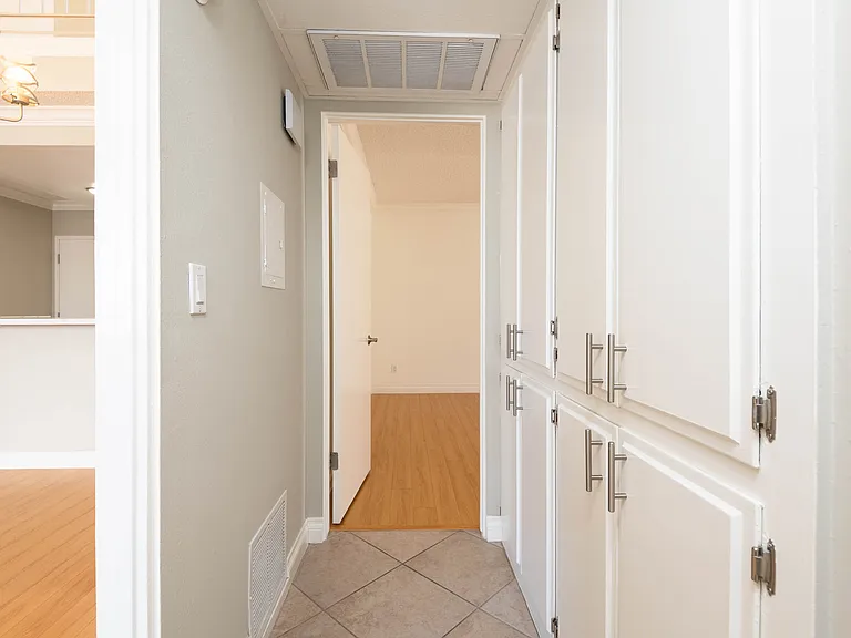 11757 Kiowa Ave #7 — Photo 12