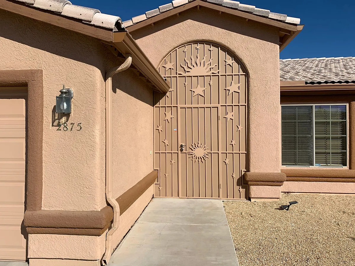 Building Photo - 2875 Sierra Bermeja Dr