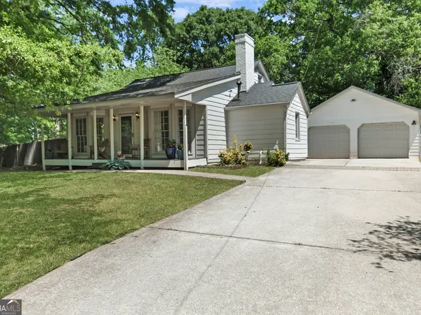 1661 Hudson Rd, Decatur, GA 30033
