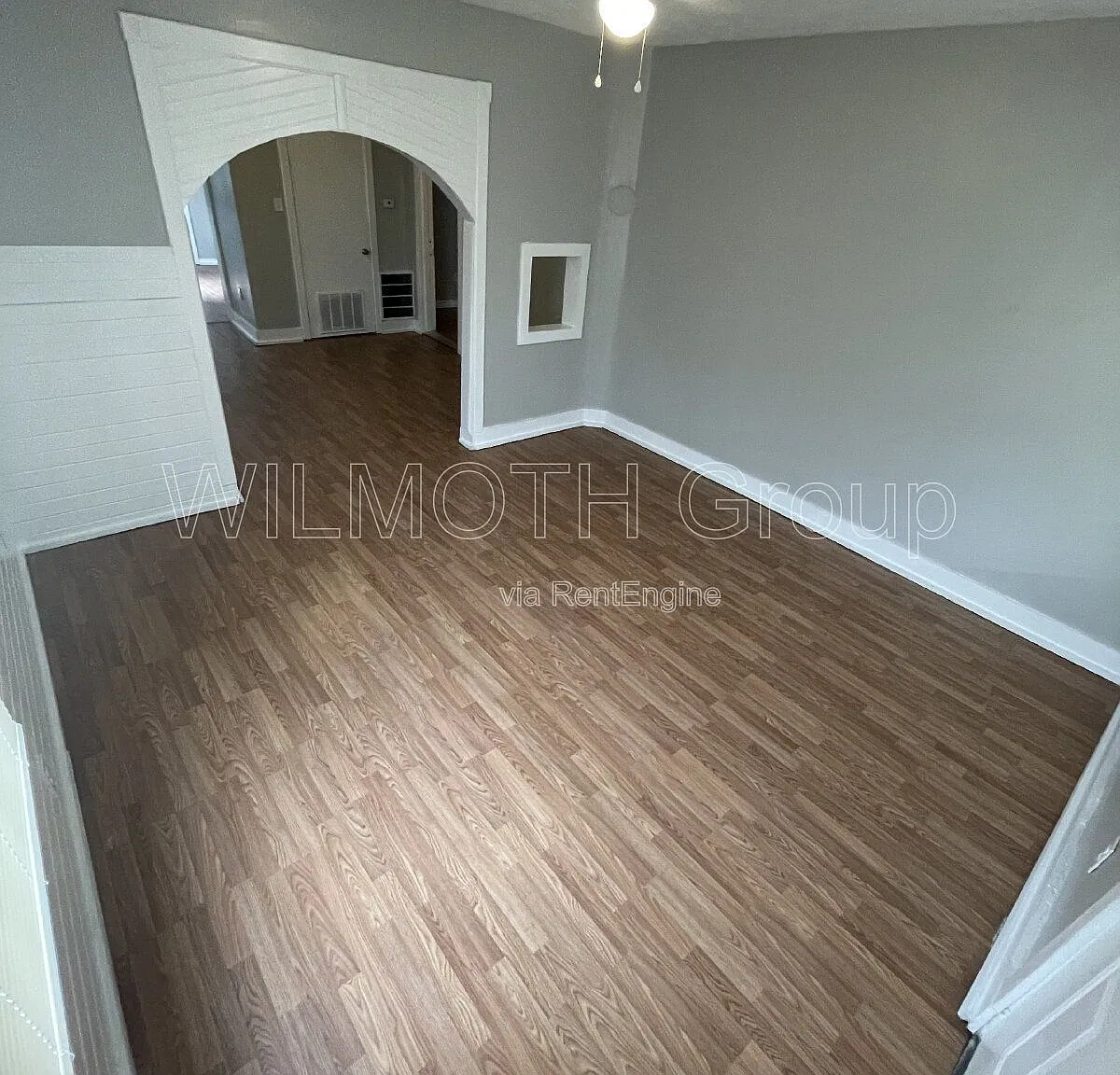 3 bed, 2.0 bath, 1072 sqft, $1,195 — Photo 2