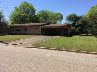 711 Ardis St, Jacksonville, TX 75766