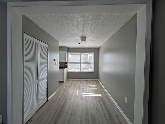 4th image of 12 Galleon Ct