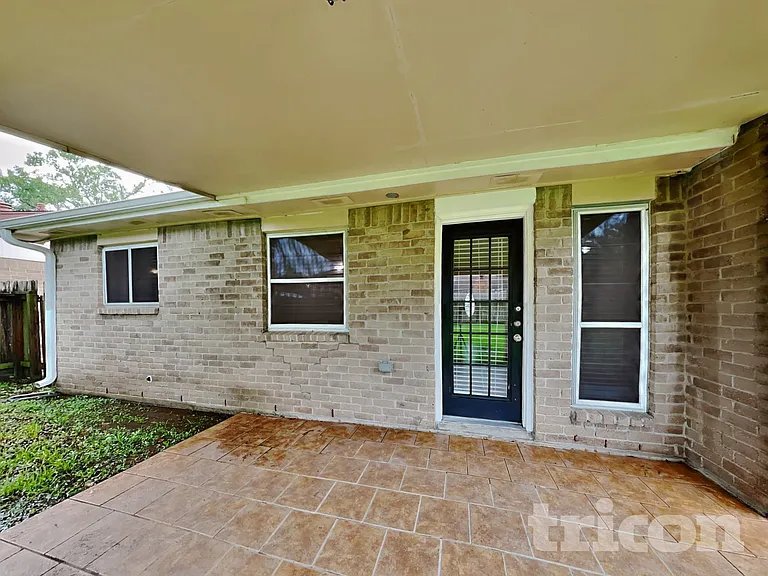 16231 Cypress Point Dr — Photo 14