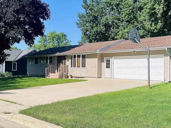 527 2nd Ave NW, Lonsdale, MN 55046