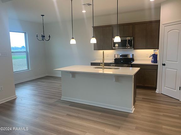2nd image of 7408 Bon Ami Cir