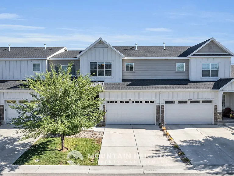 607 E Sawback Ln — Photo 38