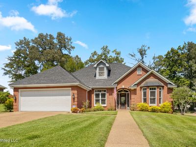 102 Park Pl, Clinton, MS, 39056