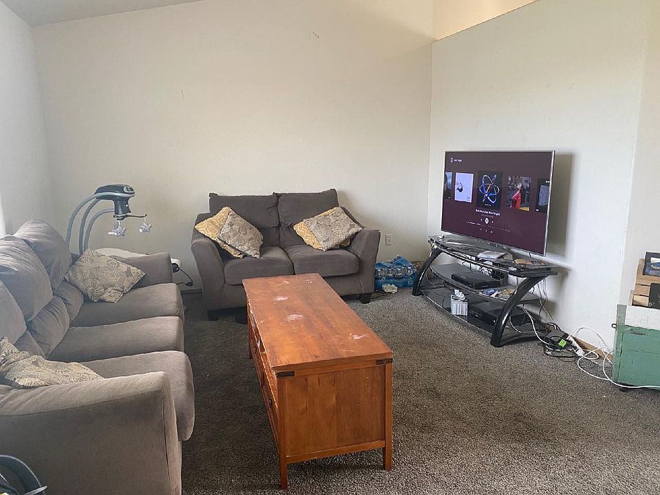 2nd image of 6004 Westminster Ln