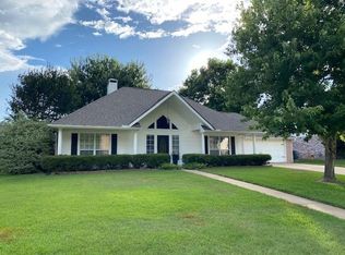 296 Copperfield Loop, Lufkin, TX 75904