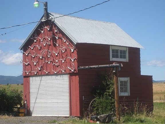 Antler Barn