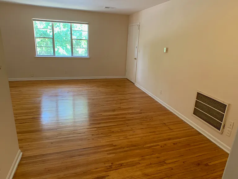 3339 Old Montgomery Hwy #C — Photo 21