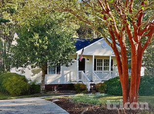 139 Creekside Dr, Four Oaks, NC 27524