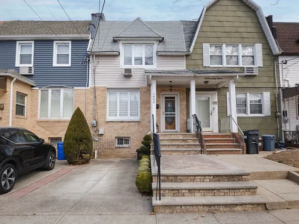 1645 72nd Street image 1 of 27