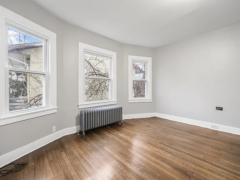 29 S 15th Ave #1 — Photo 10