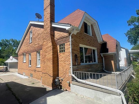 2nd image of 2119 Hollywood Ave