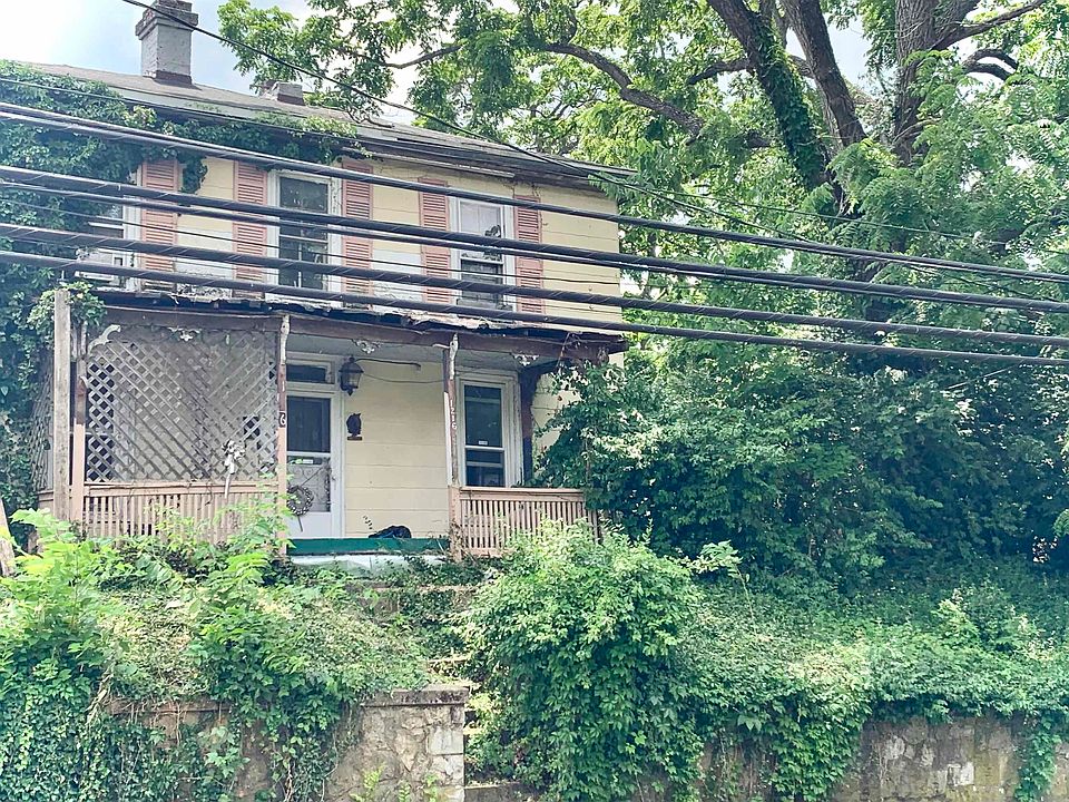 1st image of 1216 W Beverley St