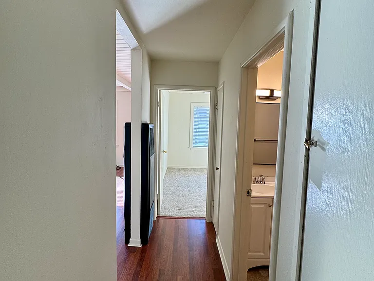 907 Bell St #3 — Photo 12