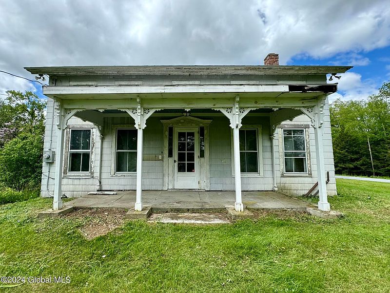 2nd image of 281 Wemple Road