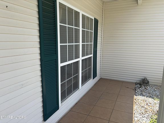 5th image of 103 Willington Pl