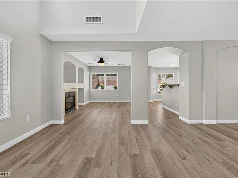561 Aspen Leaf St — Photo 36
