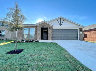 612 Aqueduct Dr, Seagoville, TX 75159