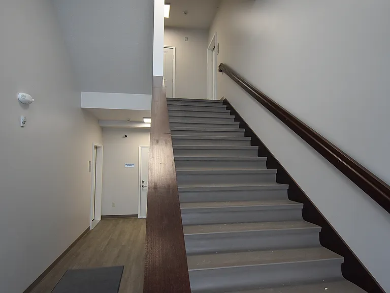 Crossroads Place Apartments — Photo 55