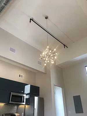 Rented by Manhattan Management LLC | media 20