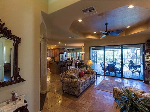 3rd image of 5324 SW 21st Pl