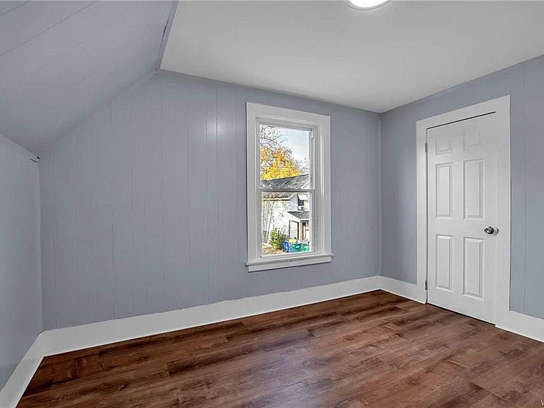 147 Gorton St — Photo 24