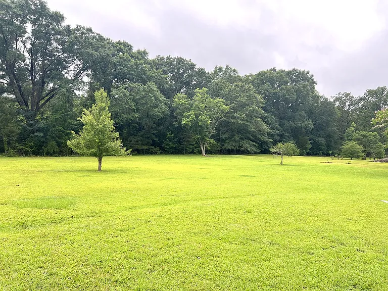 178 Woodard Rd — Photo 46