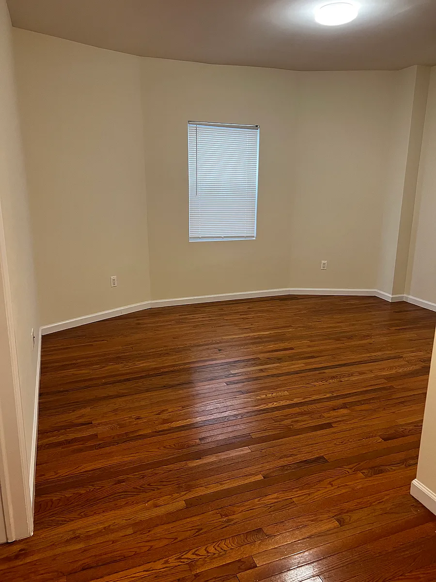 Building Photo - 159 Montgomery St #3