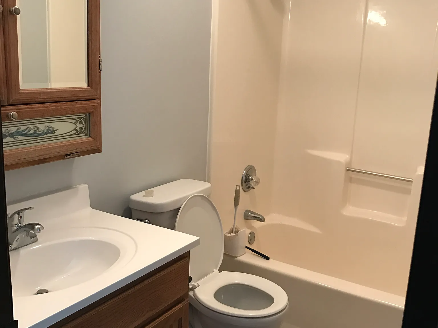 3 bed, 1100 sqft, $1,800 — Photo 4