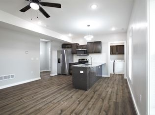 927 Indiana St #B, Lawrence, KS 66044