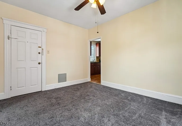7 Beekman St #2 — Photo 9